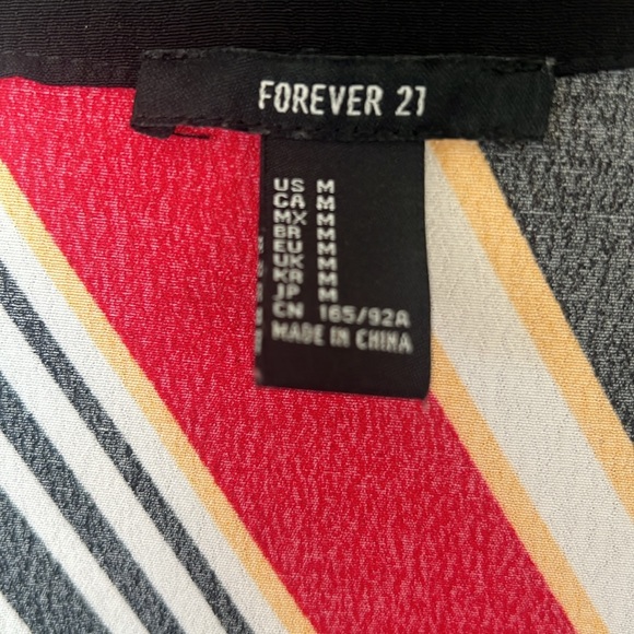 FOREVER 21 Kimono - Picture 4 of 4